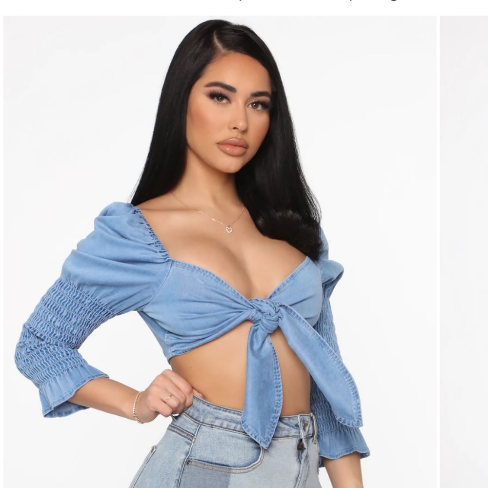 Fashion Nova stars in your eyes top - light wash